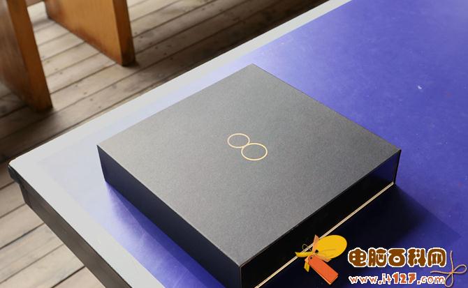 小米8透明探索版开箱图赏 全球首款压感屏幕指纹识别