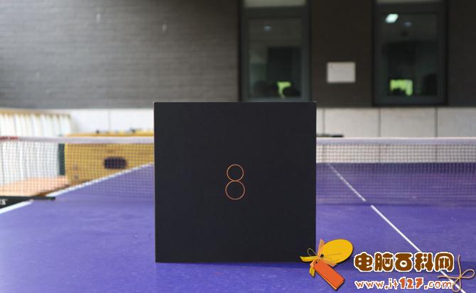 小米8透明探索版开箱图赏 全球首款压感屏幕指纹识别