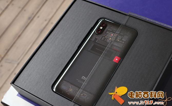 小米8透明探索版开箱图赏 全球首款压感屏幕指纹识别