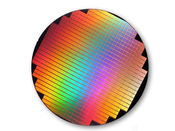 固态硬盘颗粒原片、白片和黑片的区别