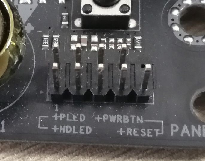 DIY装机机箱接线小技巧 一分钟教你搞定主板跳线