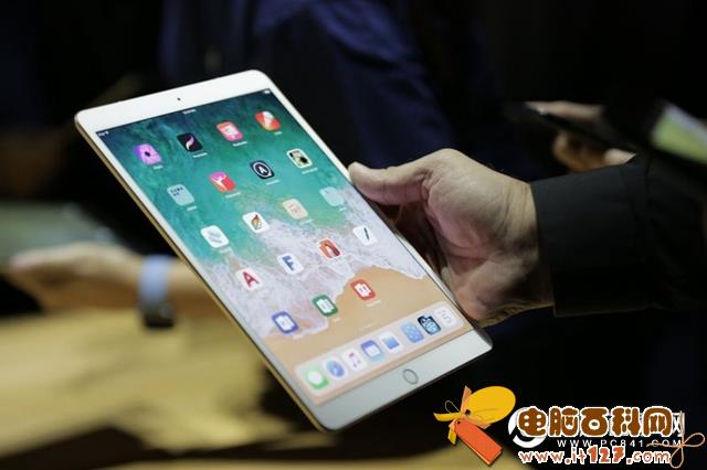 10.5英寸iPad Pro上手图赏:边框更窄+iOS11系统