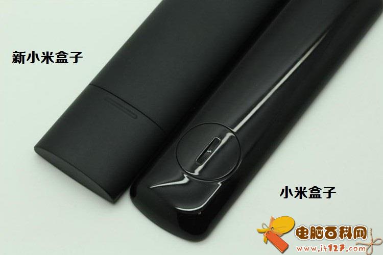 小米盒子2和1的遥控器背面有所区别，小米盒子1遥控器背面比较圆滑，会反光，而小米盒子遥控器背面新的更为优雅